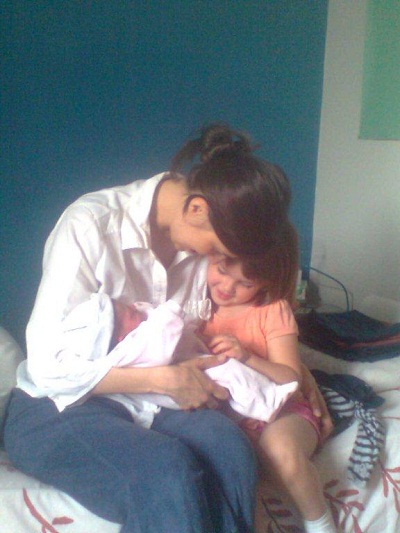 Stefania con Olivia e Lucia nata in Casa Maternità